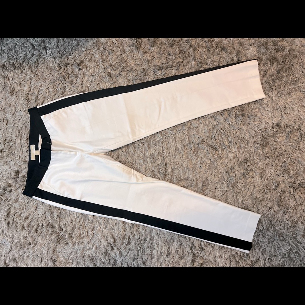 🛑SOLD🛑MICHAEL KORS white with black dress pants